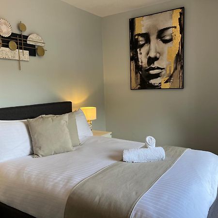 The Hillcrest, Luxury Accommodation In Castleblayney Town Экстерьер фото